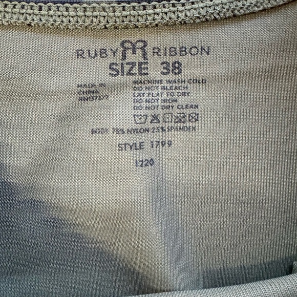 Ruby Ribbon Camouflage Bra - Picture 3 of 10